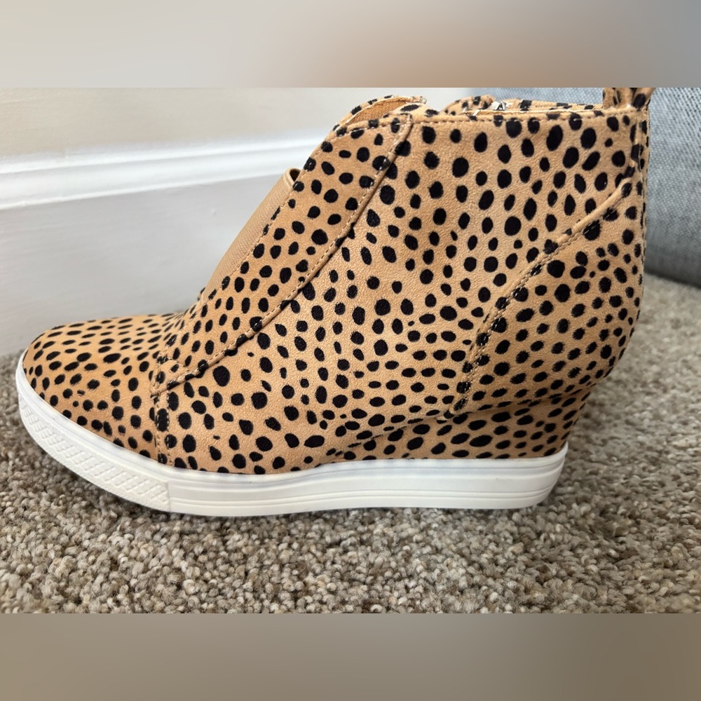 Ccocci Cheetah/Leopard Ankle Wedge Sneakers/Boots - Picture 7 of 7